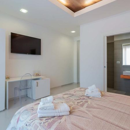 Lumiere Rooms - Eja Sardinia Cagliari Exteriér fotografie