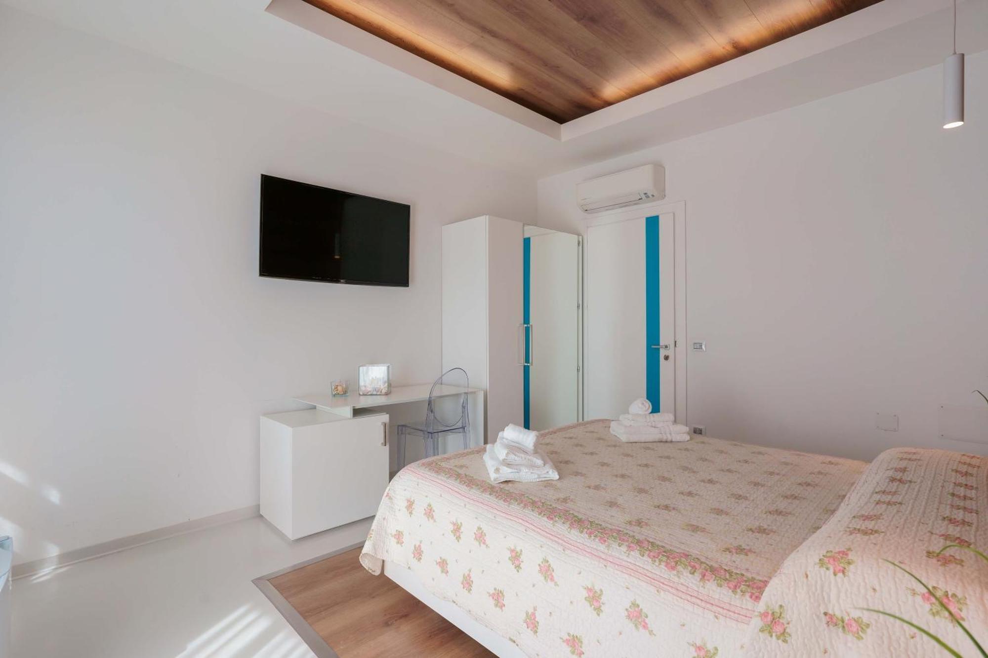Lumiere Rooms - Eja Sardinia Cagliari Exteriér fotografie
